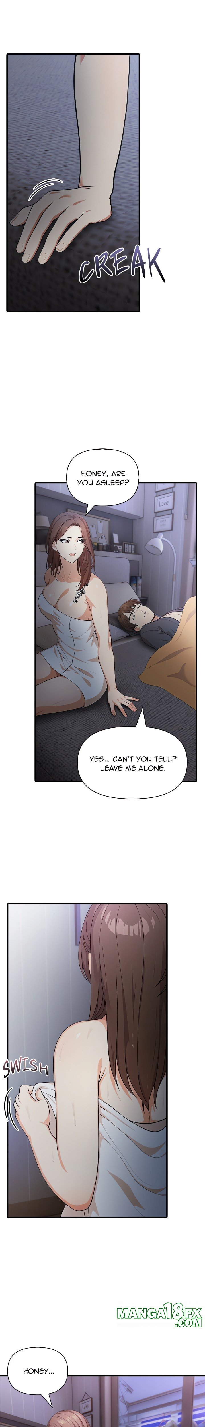 Under Her Desk - Chapter 1 [photo 2] - MangaPorn